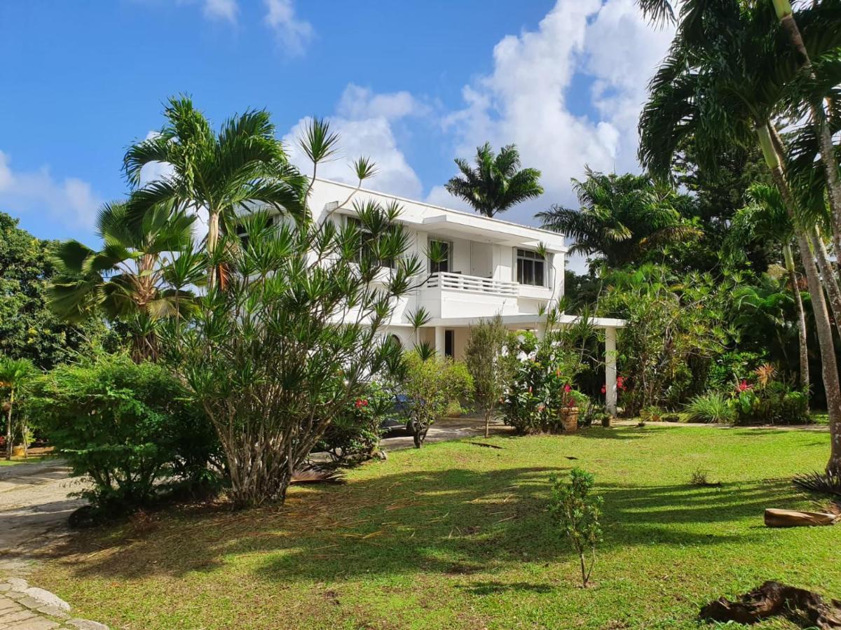 Habitation Villa Les Cassias Petit-Bourg Exterior photo