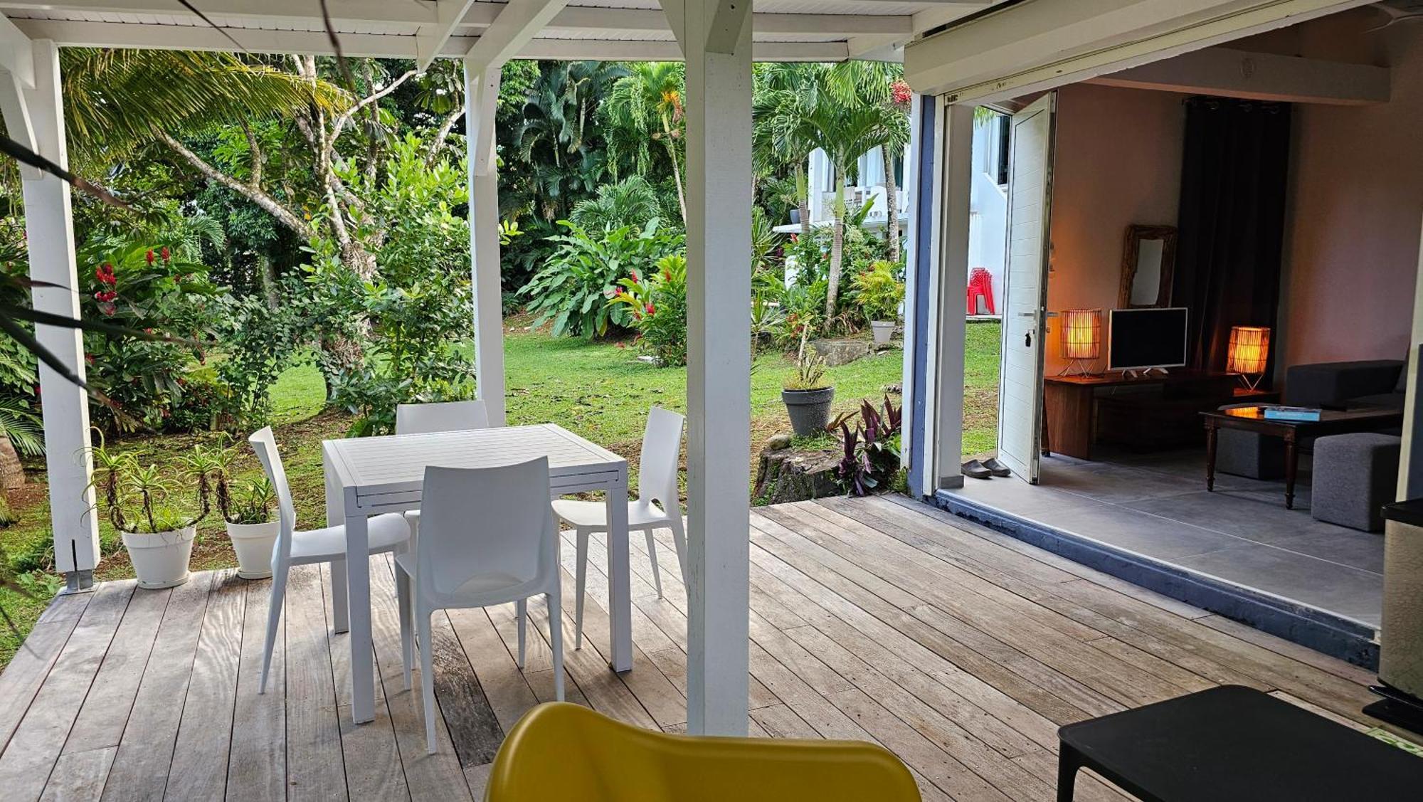 Habitation Villa Les Cassias Petit-Bourg Exterior photo